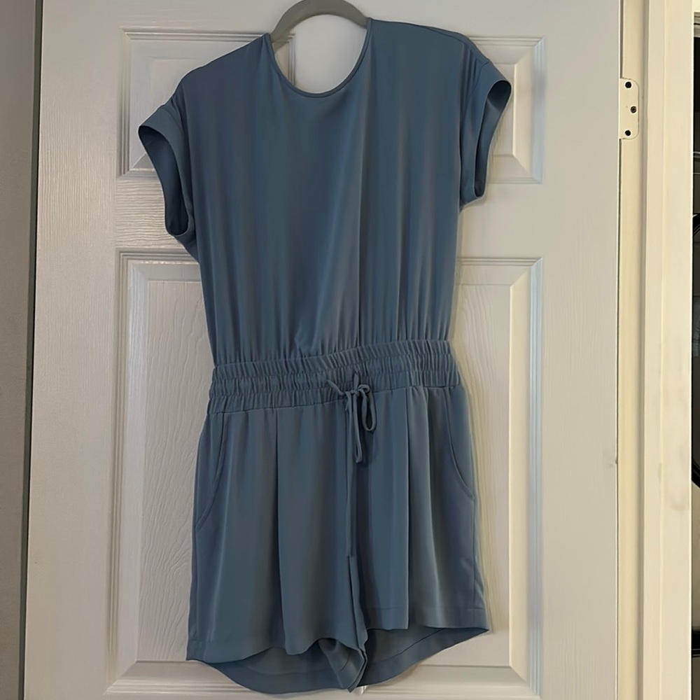 BCBGMAXAZERIA Blue romper